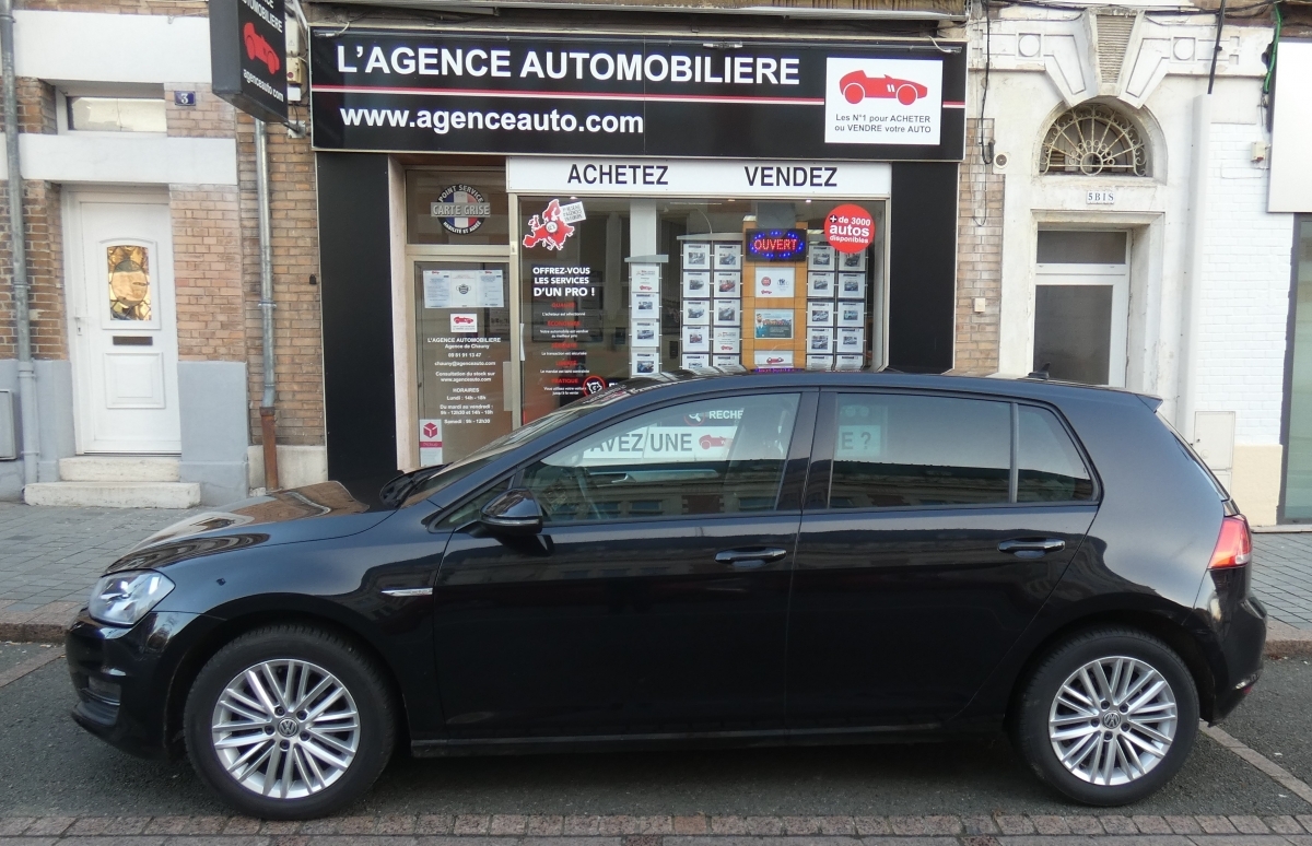 Volkswagen Golf — 5